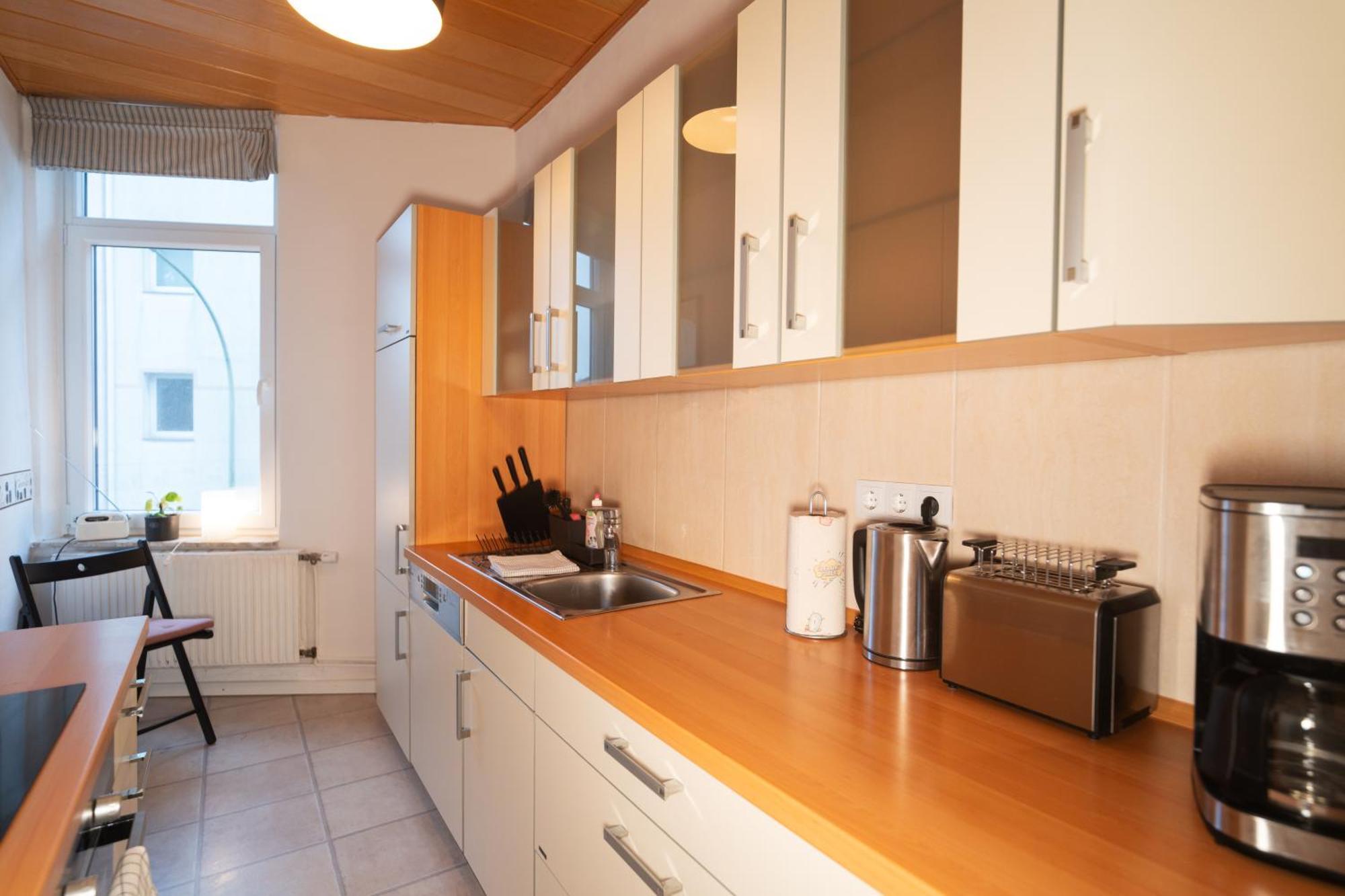 Das Blaue Tuerchen - Wohnung Mit Beamer Und Kicker เบรเมอร์ฮาเฟิน ภายนอก รูปภาพ