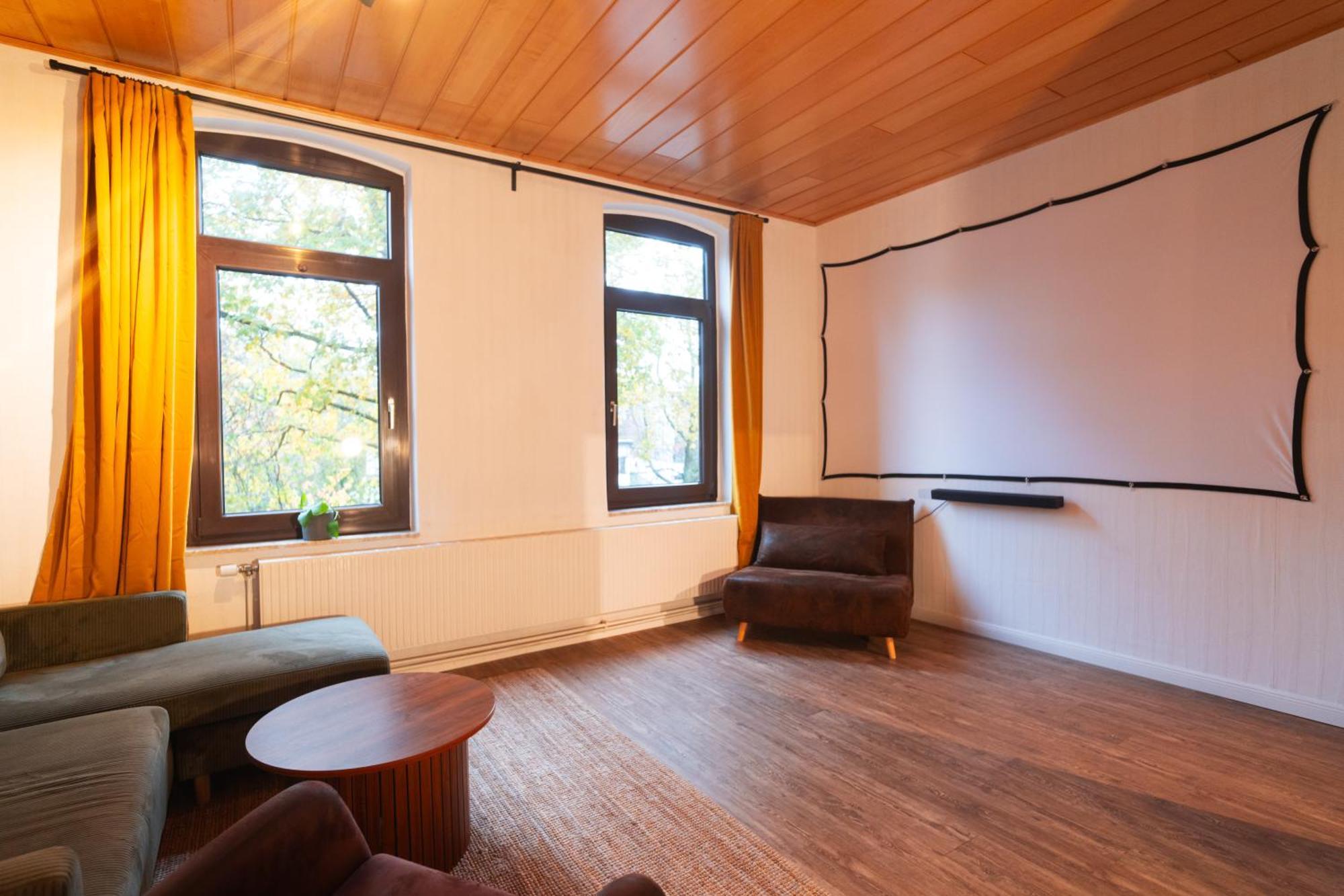 Das Blaue Tuerchen - Wohnung Mit Beamer Und Kicker เบรเมอร์ฮาเฟิน ภายนอก รูปภาพ
