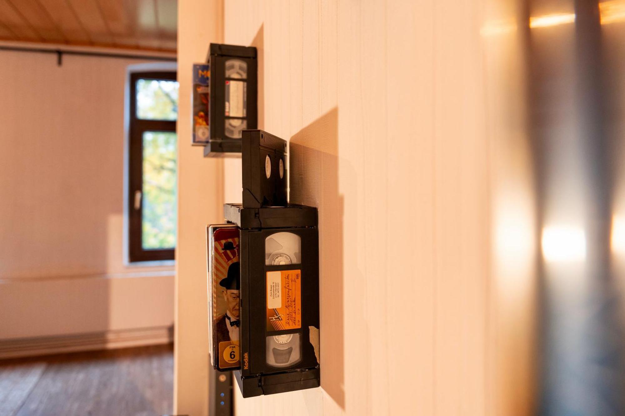 Das Blaue Tuerchen - Wohnung Mit Beamer Und Kicker เบรเมอร์ฮาเฟิน ภายนอก รูปภาพ