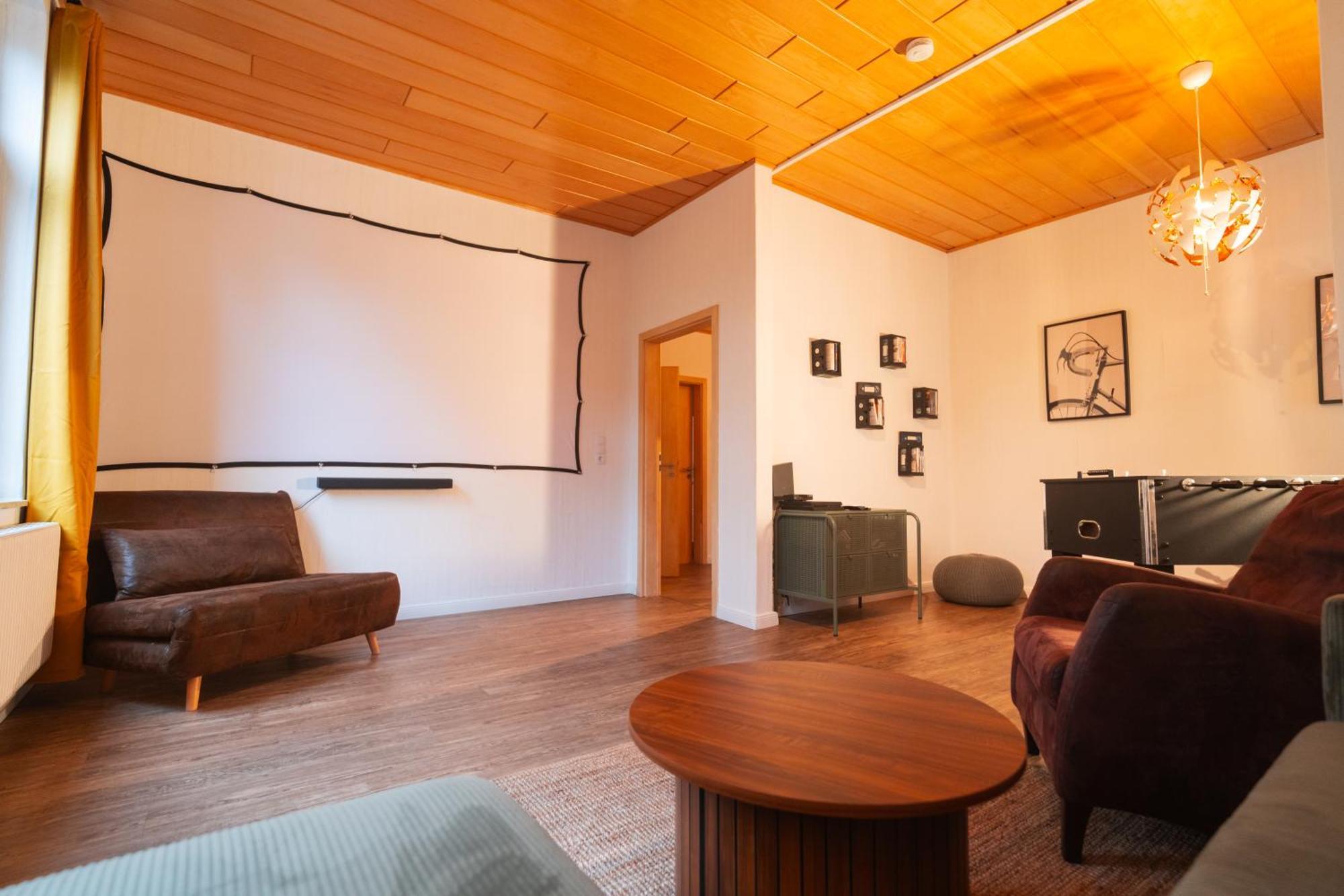 Das Blaue Tuerchen - Wohnung Mit Beamer Und Kicker เบรเมอร์ฮาเฟิน ภายนอก รูปภาพ